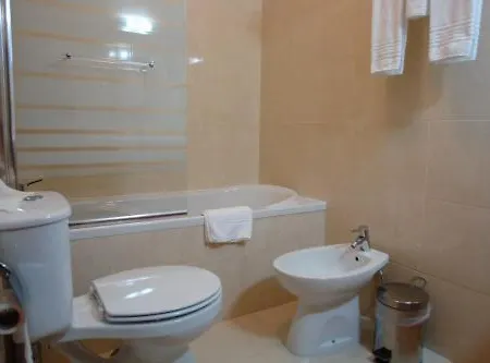 招待所 洛萨琳达酒店